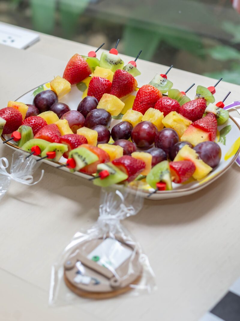 Brocheta de fruta