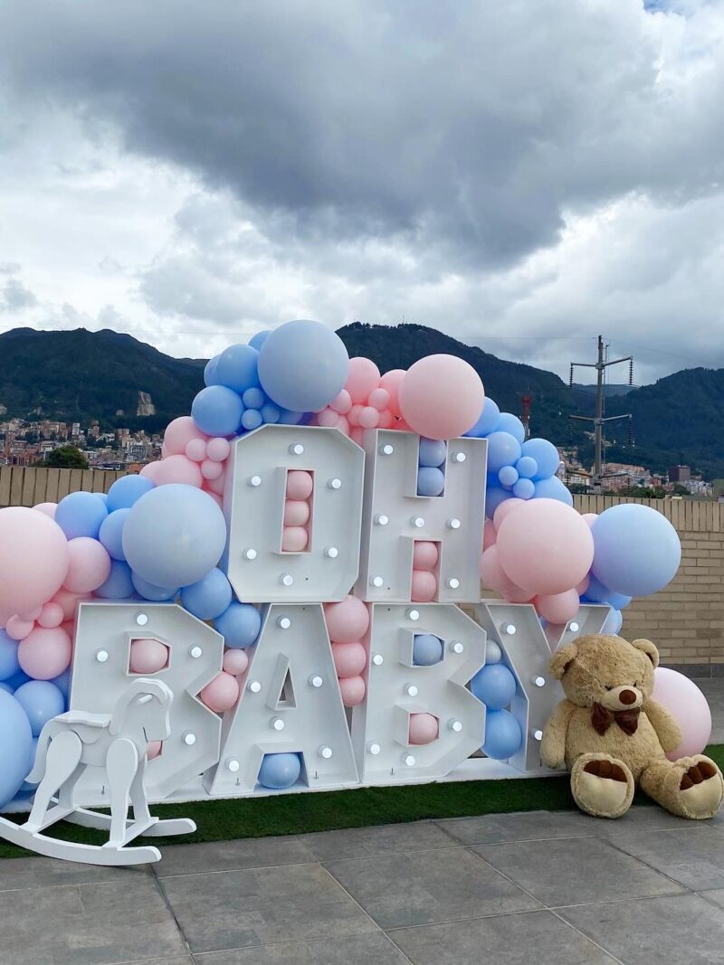 Letras OH BABY con luces 100 cm