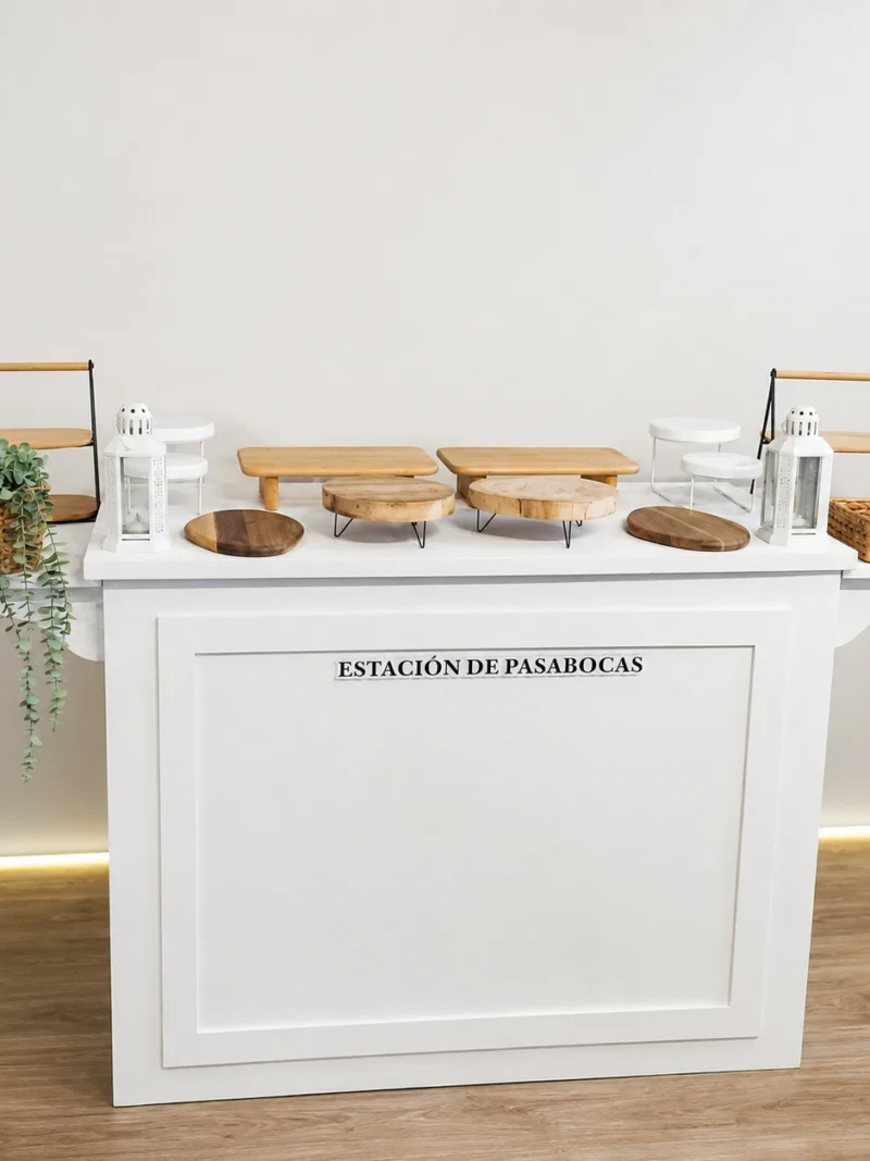 Mesa para pasabocas con bases