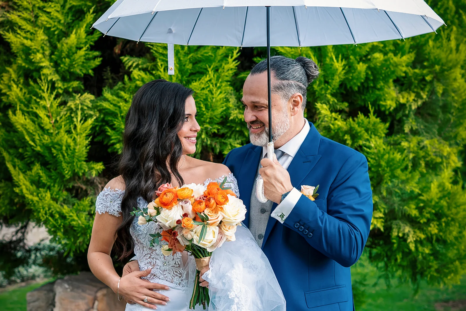 Pareja en una boda real de La Vittoria en Colombia