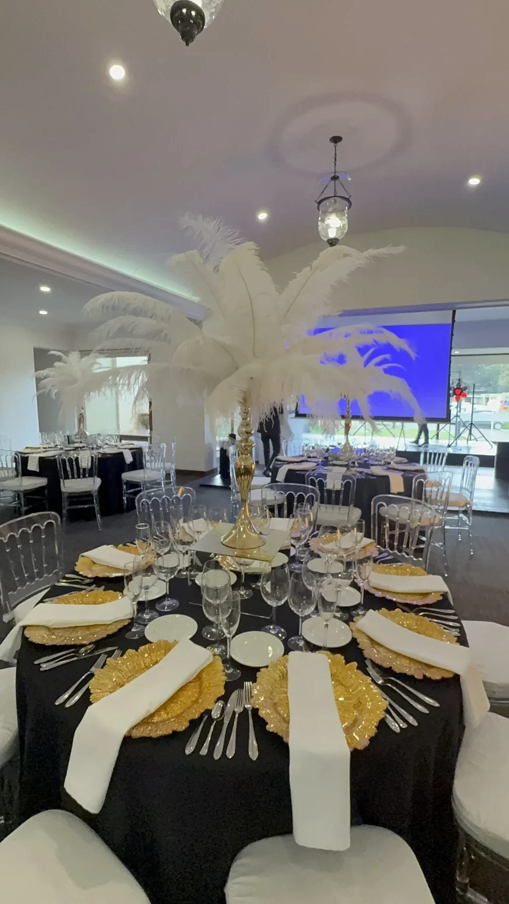 Centro de mesa Plumas - La Vittoria Celebraciones