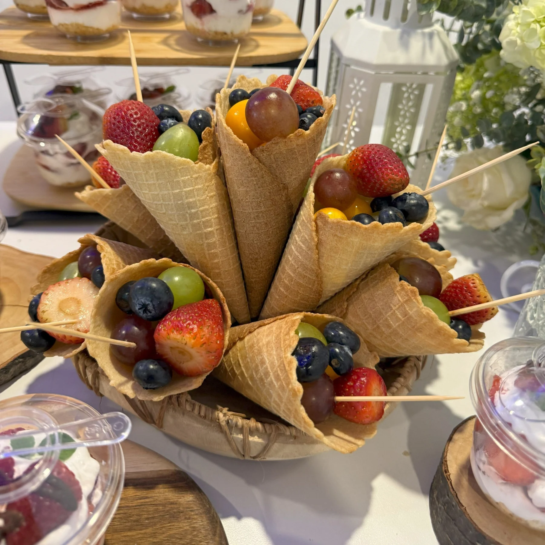Cono de frutas - La Vittoria Celebraciones