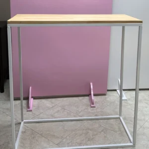 Mesa cuadrada Pino y Metal 90X90 cm - La Vittoria Celebraciones