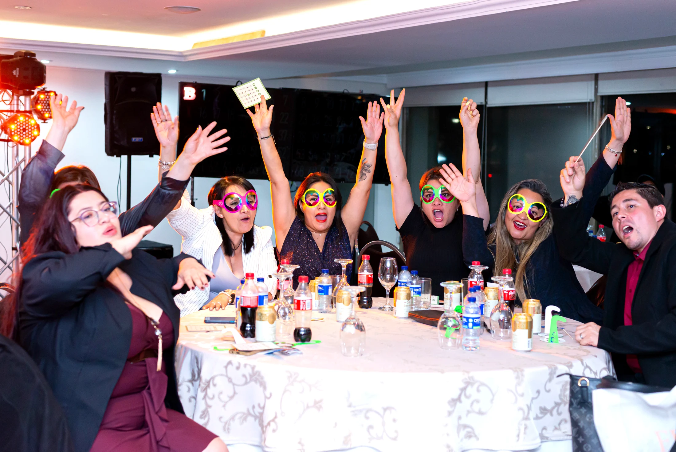 Evento empresarial | Portafolio La Vittoria Equipo celebrando durante un evento empresarial producido por La Vittoria Celebraciones.