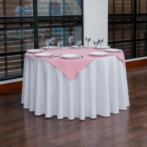 Sobre mantel Rosado Lino 150x150 cm - La Vittoria Celebraciones